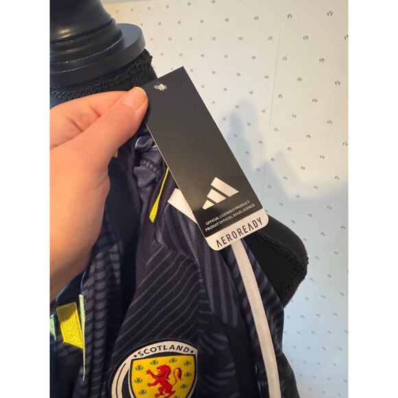NWT ADIDAS Scotland Jersey Size Medium - Picture 6 of 6
